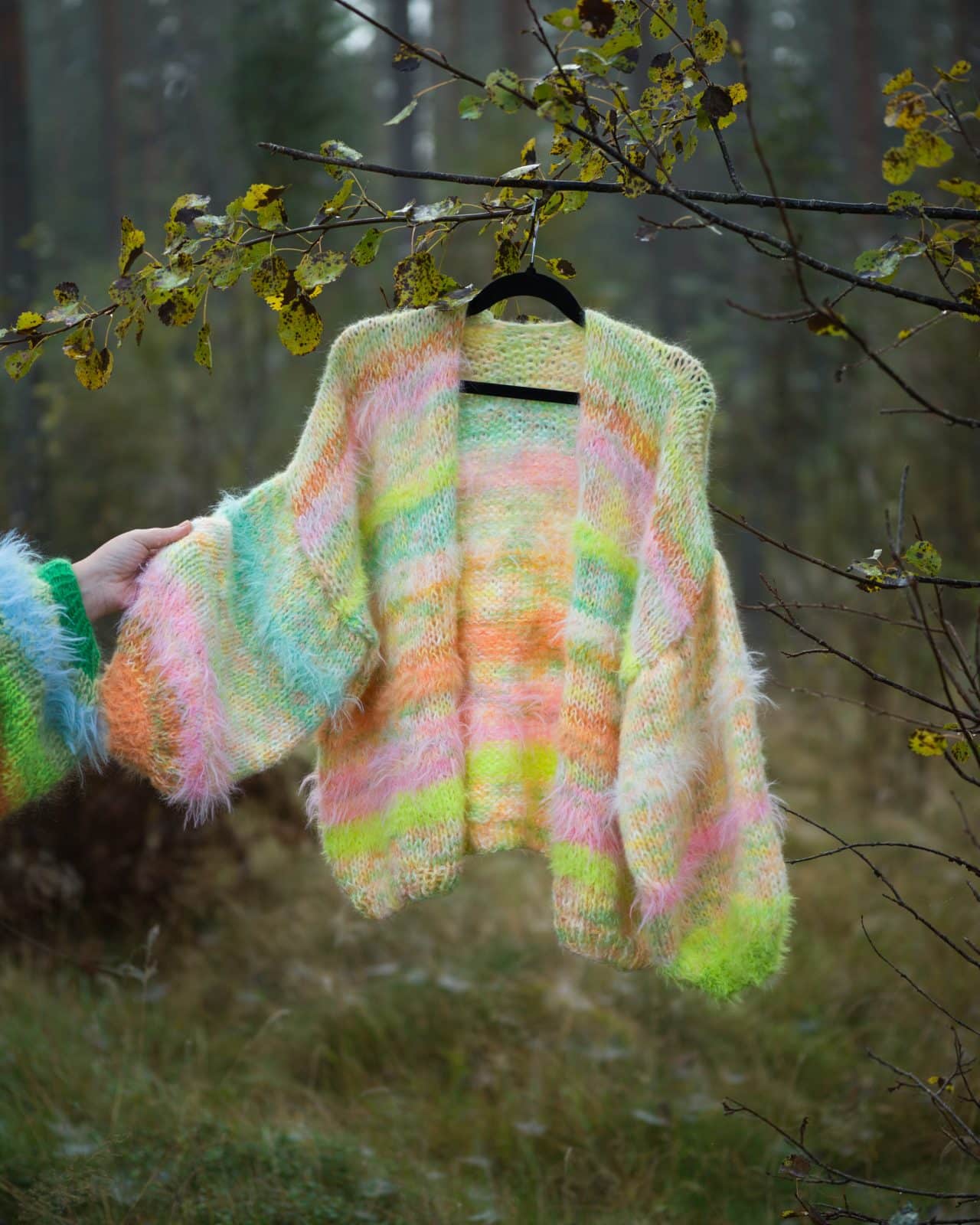 Stickad kofta i mohair, onesize nr6