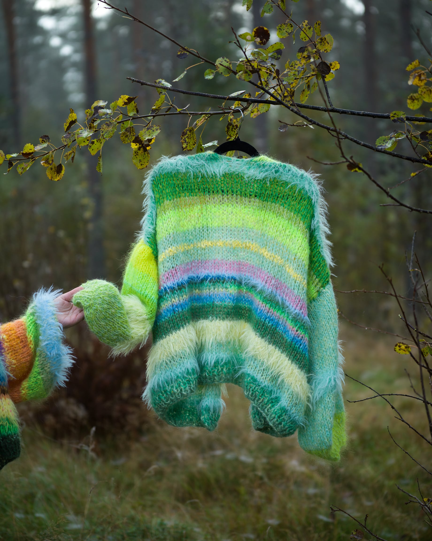 Stickad kofta i mohair, onesize nr8 - Bild 4