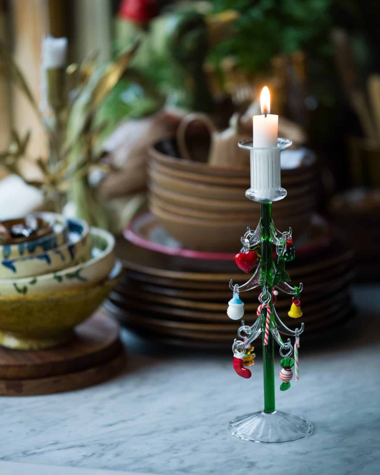 Handblåst ljusstake i glas