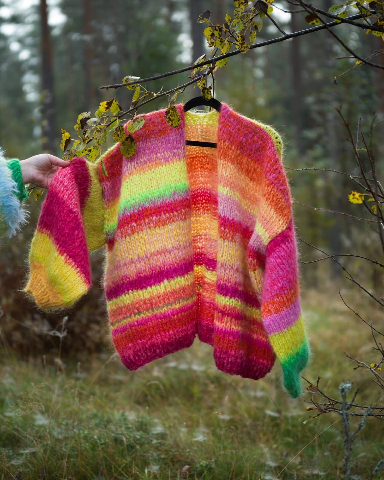 Stickad kofta i mohair, onesize nr1